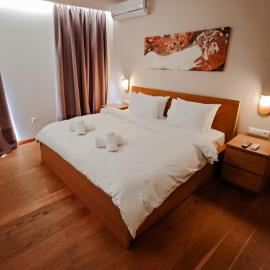 Pylos Senses - Deluxe Central Apartment with Terrace