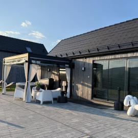 Sunset House & Spa, hotel in Ustrzyki Dolne