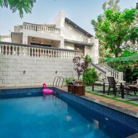 EKO STAY- Villa BLANCO, ξενοδοχείο σε Lonavala