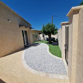 L'escale Provençale, hotel i Pierrelatte
