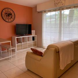 Appartement cosy avec piscine proche centre