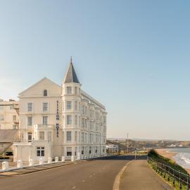 Clifton Hotel, готель у місті Скарборо