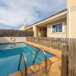 Holiday Home Juana by Interhome