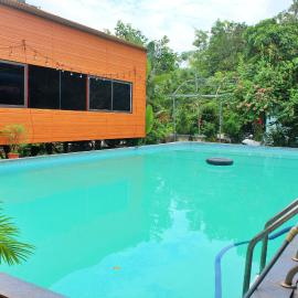 Hideaway Village Homestay โรงแรมในXuân Sơn