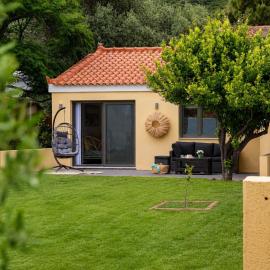 Samos Sandy Angel - Seaside Garden Retreat, hotell i Kámpos