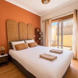 Cosy room with bathroom and private access
