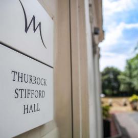Mercure Thurrock Stifford Hall、グレーズ・サロックのホテル