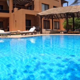 El Gouna South Marina Poolside 2-Bedroom Terrace Apartment Sleeps 4-Persons, hotel di El Gouna
