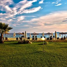 Studios Panagiota beach front studios