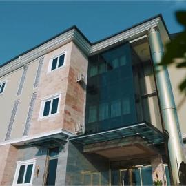 Remalex Hotels and Suites، فندق في أويو