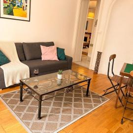 Peaceful haven in Houssonville, 2 quiet bedrooms, hotel em Laxou