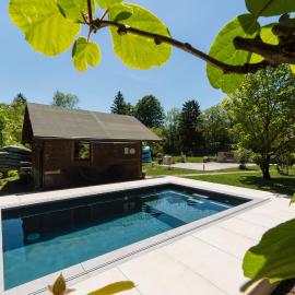 Adventure Cottage with pool and big garden