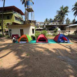 Sea front tent house