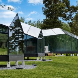 Lunar Igloos - Ruska, hotel em Karkku