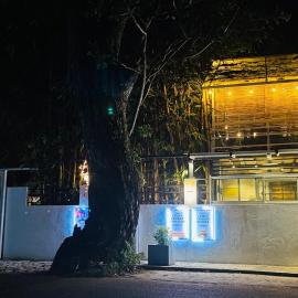 Eighty seven guest and restaurant