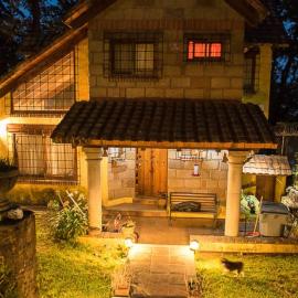 Private Stunning Cottage In Forest Cuernavaca CDMX, hotel v destinácii Huertas de San Pedro