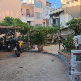 Erminia Apartaments, מלון בויקו אקוונסה
