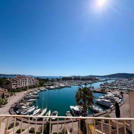 Loft Marina, hotel em Cogolin
