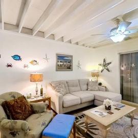 Mallard Lakes --- 38082 Mockingbird Ln Unit #48: Selbyville şehrinde bir otel