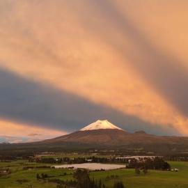 Latacunga में, होटल BaseCotopaxi Mini depart 5p free parking