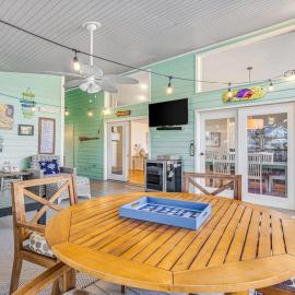 Dewey Beach 102 Jersey St、デューイ・ビーチのホテル