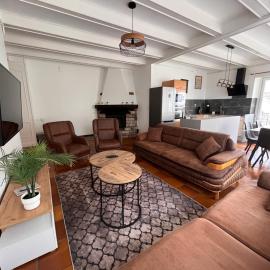 Grand appart 120 m2, 3 chambres, 6 pers, 15 min de Strasbourg, hotel a Schiltigheim