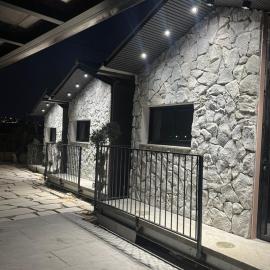 טריו בכרמל, hotel v destinaci Dāliyat el Karmil