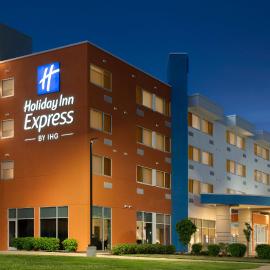 Holiday Inn Express Lexington - Horse Park Area by IHG, хотел в Лексингтън