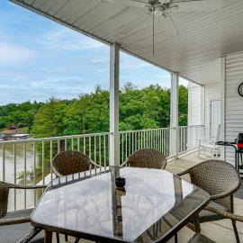 Lakefront Osage Beach Condo: Dock Your Boat Here!