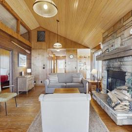 Beach Cottage, hotel in Fennville