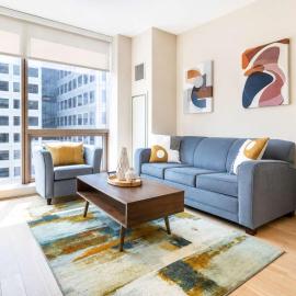 Luxury Apt Near Downtown, khách sạn ở Stamford