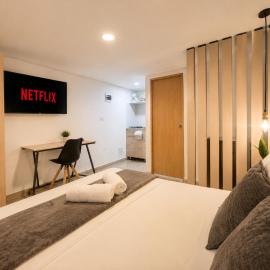 Loft Acogedor y Centrico Guayacan, hótel í Sabaneta