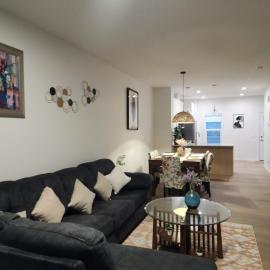 Edmonton 3BR House, hotel u gradu 'Edmonton'