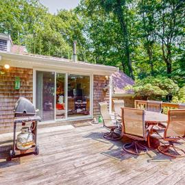 Falmouth Beachtown Getaway, hotel u gradu Falmut