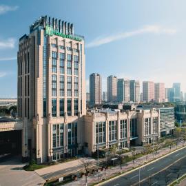 Holiday Inn & Suites Kunshan Huaqiao by IHG - F1 Racing Preferred Hotel, hotel din Kunshan