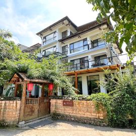 Yangshuo Shui Mo Ju courtyard-Yangshuo Raiway St'ation free pick up for two nights