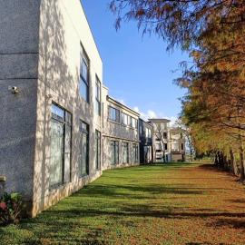 Hualien Simple Life Scenic B&B- Near Qixingtan & Tzu Chi, hotel in Jialin