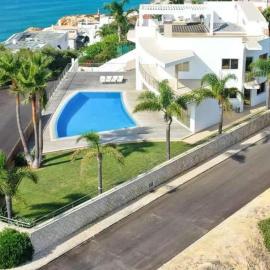 Fantastic Villa with a stunning sea view, Hotel in Albufeira