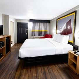 Super 8 by Wyndham Nacogdoches Near University, hotel i Nacogdoches