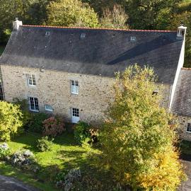 Manoir La Buissonnière, hotel in Plescop