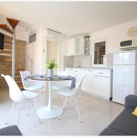Apartment Karmela