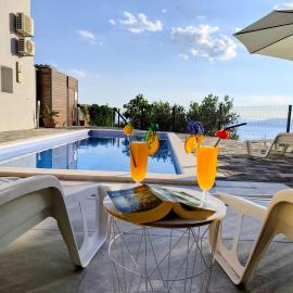 Villa TOP HILL - Private Pool & Jacuzzi