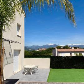 Modern Villa - Mountain Views - Terrace