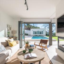 Luxury Rural Villa Pool by ELE Apartments