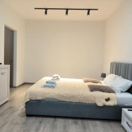 Apartaments Domovik квартира Зріні 12