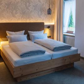 Hotel Restaurant St. Germanshof, hotel u gradu Bobenthal