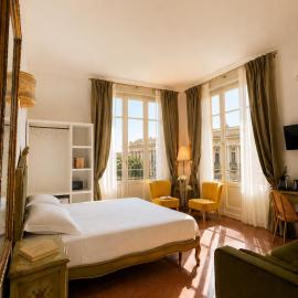 ISOLA - Smart Accomodation – hotel w mieście Mesyna