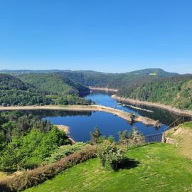 Le Panoramic Garabit、アングラール・ド・サン・フルールのホテル