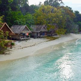 Batanta Panorama Homestay, hotel in Dayang