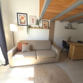 Studio mezzanine - 4 pers - Parking - 2km Walibi, hotel em Les Avenières